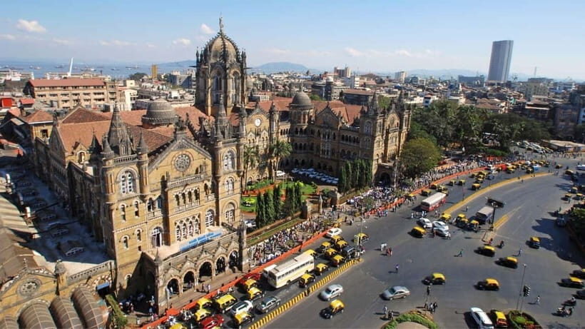 South Mumbai: Cultural Heritage Walking Tour - Gateway of India to the Taj Mahal Palace: The Classic South Mumbai Entrance