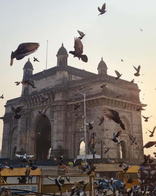 South Mumbai: Cultural Heritage Walking Tour - Meeting at Pizza Express Next to the Gateway of India