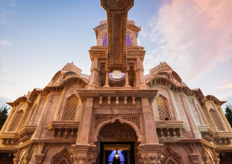 Spiritual Trails of Hyderabad (2 Hours Guided Temples Tour) - Meeting at Birla Mandir: Start Where the Views Help You Understand