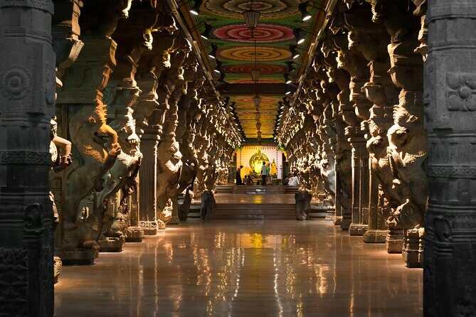 Spiritual Trails of Old Town Madurai (2 Hours Guided Walking Tour) - Starting at the Nandi Statue: your quick orientation in Madurai