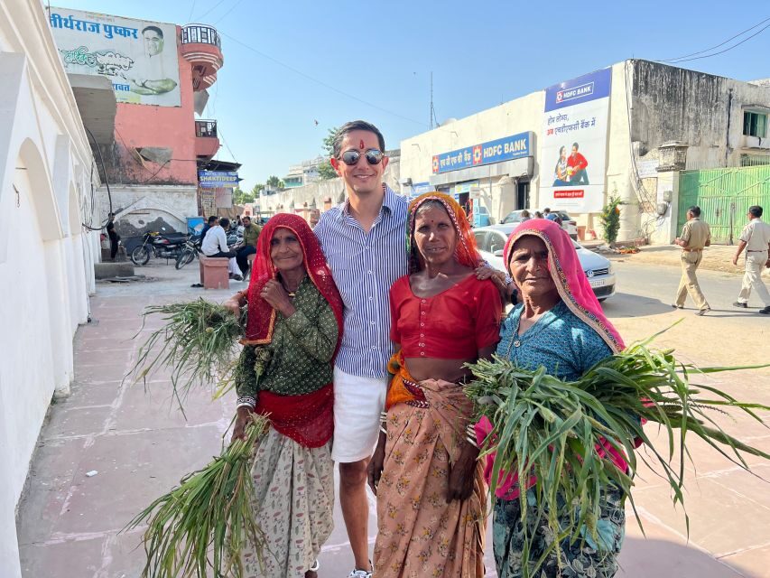 Spiritual Walking tour with Puja Ceremony -The Pushkar Route - Sikh Temple start: stepping into Pushkar’s everyday spirituality