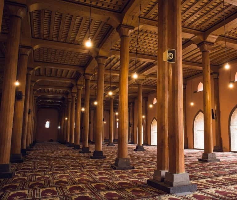 Srinagar Old City Heritage Walking Tour with Kahwa Tea - Key highlights worth planning for