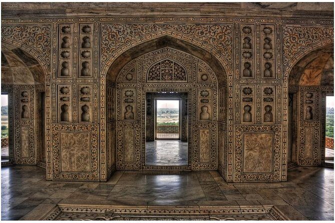 Sunrise at Tajmahal - Same Day Agra Tour From Delhi (All Inclusive Tour) - Lunch at ITC Mughal and the late-afternoon return to Delhi