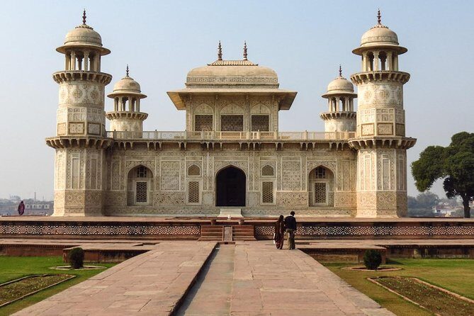 Sunrise at the Taj Mahal & Agra Fort Private Experience - Price and value: what you’re really paying for (and one meal mystery)