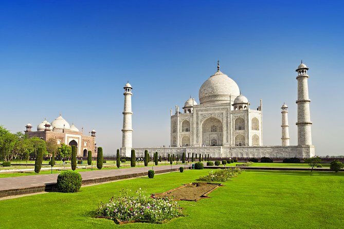 Sunrise at the Taj Mahal & Agra Fort Private Experience - Hotel pickup and private transport in Agra: keeping your morning stress-free