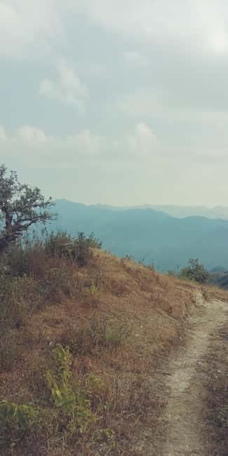 Sunrise Day Hike in Rishikesh - Climbing the stairs to Kunjapuri Devi Temple