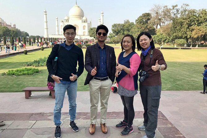 Sunrise Taj Mahal, Agra Fort & Baby Taj Tour from Delhi by Car - Agra Fort with Akbar: why it pairs well after the Taj