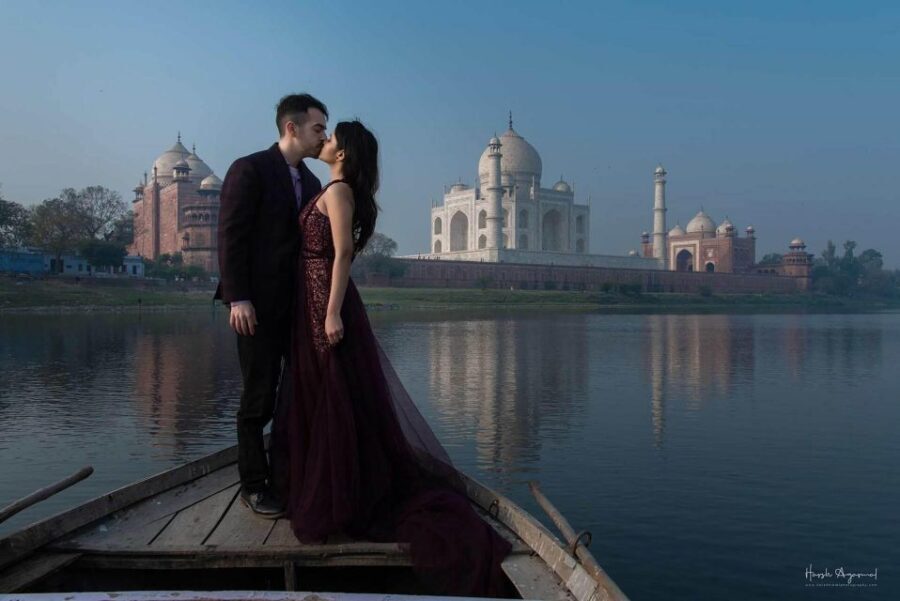 Sunrise Taj Mahal, Agra Fort & Mehtab Bagh Tour by Tuk Tuk - Inside the Taj: follow your guide, then chase your own best shots
