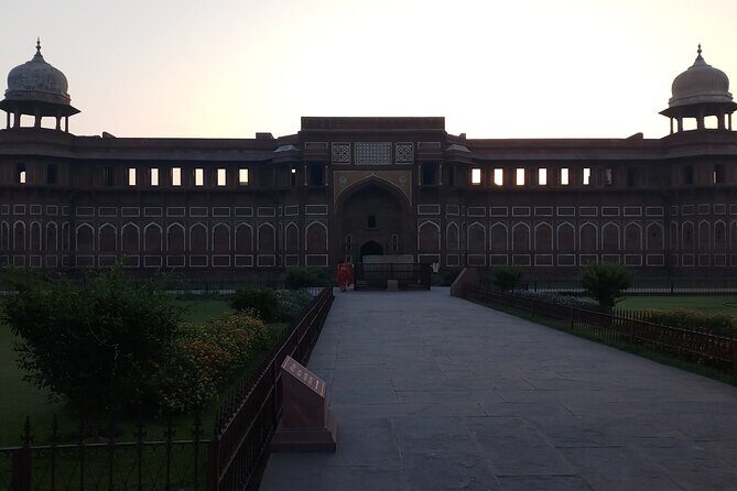 Sunrise Taj Mahal Tour From Delhi - Why sunrise timing is the whole point here