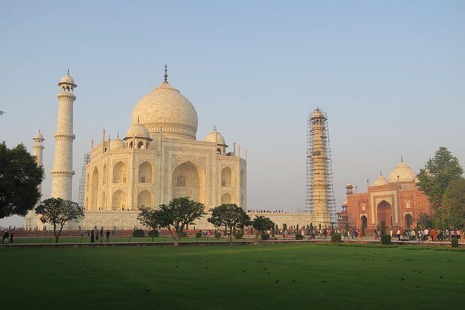 Sunrise Taj Mahal Tour from Delhi with Entrance and Food - Why a sunrise Taj Mahal day trip actually feels worth it
