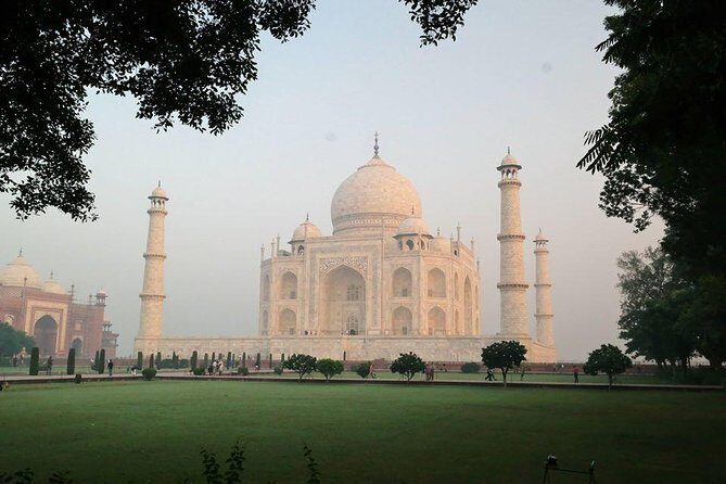 Sunrise Taj Mahal Tour from Delhi With Guide - The drive back to Delhi and how to stay comfortable