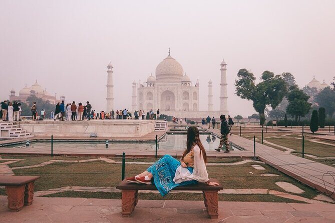 Sunrise Taj Mahal Tour with Agra Fort and Fatehpur Sikri - When the private guide makes a difference