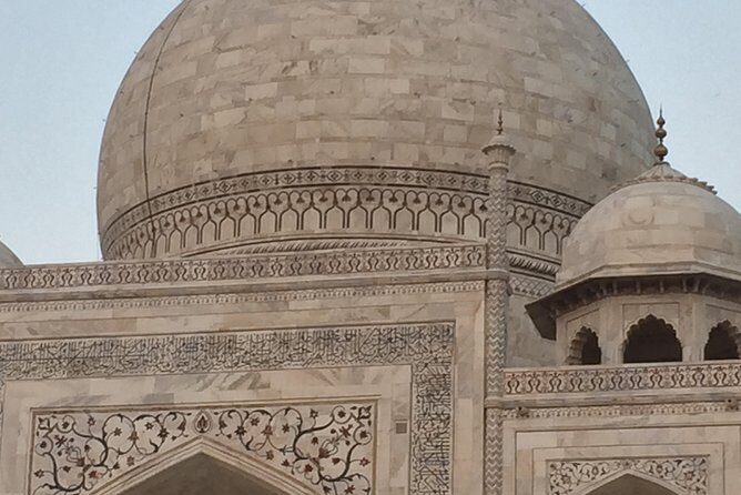 Sunrise Taj Mahal Tour With Female Tour Guide - Sunrise start in Agra: pickup, private car, and a day that moves