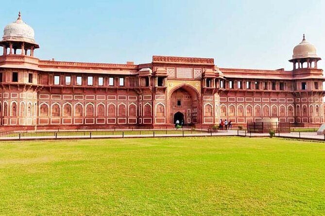 Sunrise Tour of Taj Mahal with Guide and Entrance Fees - Breakfast in Agra: included Indian meal between monuments