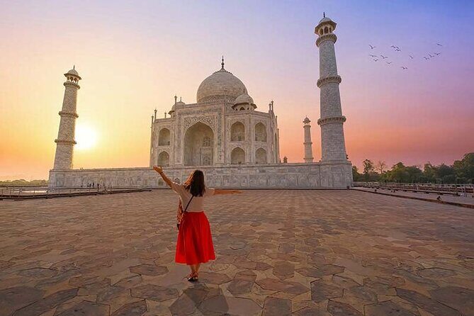 Sunrise Tour of Taj Mahal with Guide and Entrance Fees - Price and logistics: what the $89 covers (and why it’s fair)