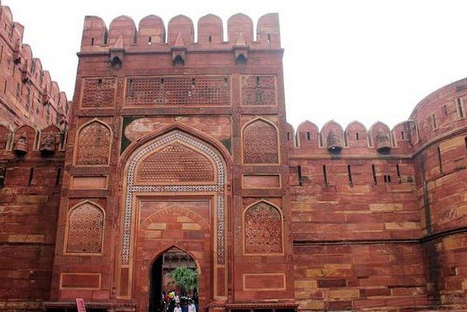 Taj Mahal & Agra Day Tour by Train from Delhi with 5<em> Hotel Lunch – Lunch at a 5-star hotel: great break, but verify what’s included’ /><br />
After Fort, you get a lunch break at a <strong>5-star hotel in Agra</strong>. The lunch timing is scheduled for about <strong>1 hour</strong>, and the tour notes an <strong>unlimited buffet lunch</strong> when the lunch option is booked.</p>
<p><p>Two realistic considerations here:</p>
<ol>
<li>Lunch is a fixed slot, so you’ll want to go hungry.</li>
<li><strong>Drinks with lunch are not included</strong>, so budget for water or soft drinks separately if you want them.</li>
</ol>
</p>
<p><p>The trade-off is worth it for many people. A 5-star buffet lunch gives you a controlled reset in a tight day—clean restrooms, a predictable meal, and a chance to recharge before the final sight.</p>
</p>
<p><p>If you’re someone who hates being “stuck” at a hotel restaurant, this might feel a bit corporate. But the schedule is built so you’re only there for the meal, not a long detour.</p>
</p>
<h2 id="baby-taj-itimad-ud-daulah-the-last-stop-with-a-different-vibe">Baby Taj (Itimad-ud-Daulah): the last stop with a different vibe</h2>
<p> Hotel Lunch – Baby Taj (Itimad-ud-Daulah): the last stop with a different vibe’ /><br />
After lunch, you continue to <strong>Itimad-ud-Daulah</strong>, often called <strong>Baby Taj</strong>. The tour describes it as a jewel box and notes it as the tomb of I’ timād-ud-Daulah.</p>
<p><p>This stop runs about <strong>1 hour</strong>, which is a solid length. It’s long enough to appreciate the details and absorb the shift in style from the big flagship landmark to a more compact, intimate monument.</p>
</p>
<p><p>The practical value of including Baby Taj is that it rounds out the story of Agra. You see the grand symbol, the fortress of rule, and then this more contained masterpiece. It makes the day feel complete instead of like a one-sight checklist.</p>
</p>
<p><p>Admission for Baby Taj is also marked as not included in the stop details, so once again: verify your ticket option if you want everything handled inside the package.</p>
</p>
<h2 id="the-return-to-delhi-timing-your-train-and-getting-back-smoothly">The return to Delhi: timing your train and getting back smoothly</h2>
<p><img width="669" height="446" decoding="async" src=