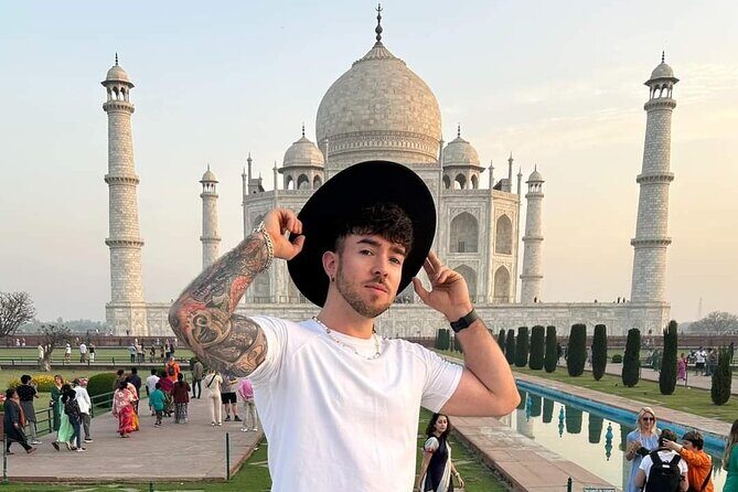 Taj Mahal, Agra Fort and Baby Taj Full Day Private Tour by Car - Lunch Break at Courtyard by Marriott: Good Fuel, Simple Reality