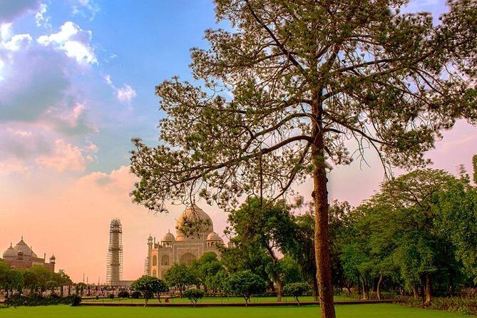 Taj Mahal & Agra Fort Day Tour From Delhi - All Inclusive & Lunch - The Delhi-to-Agra Drive: Private, Air-Conditioned, and Realistic