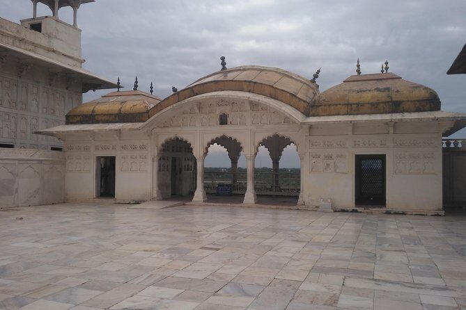 Taj Mahal, Agra Fort, & Fatehpur Sikri Day trip From Delhi by car - Fatehpur Sikri: red-sandstone palaces in a one-hour reality check