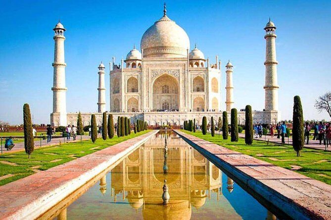 Taj Mahal and Agra Fort City Tour Local - Price and value: $25 looks like a bargain, then the real costs show up