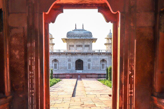 Taj Mahal and Agra Fort Private Tour by Car from Delhi - Price value: private transport plus guide, minus monument tickets