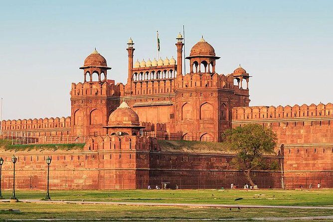 Taj Mahal and Agra Fort tour By Superfast Train from Delhi - Morning logistics: pickup, Hazrat Nizamuddin, and the train schedule