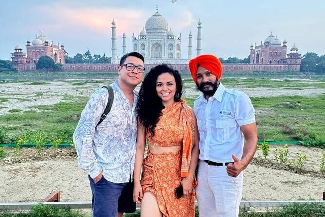 Taj Mahal and Agra Private Day Tour by Car from Delhi - Courtyard Agra by Marriott: The Lunch Reset You Actually Need