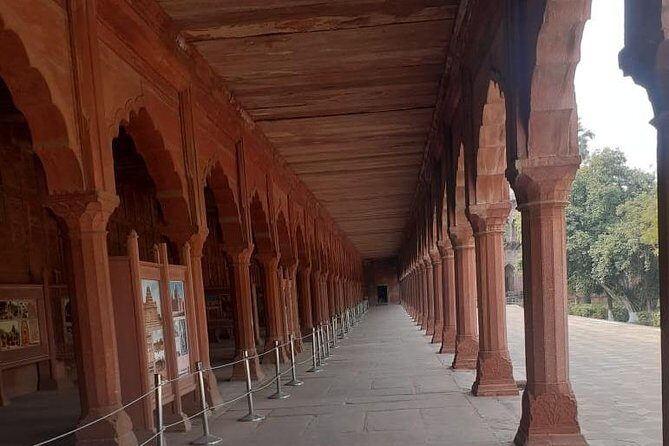 Taj Mahal City Tour by car or train from Jaipur - Taj Mahal With a Human Guide: The Difference Between Seeing and Understanding