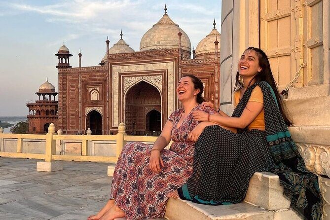 Taj Mahal Day Tour By Superfast Train From Delhi: TOP BOOKED TOUR - Agra Fort: how to switch gears after the Taj