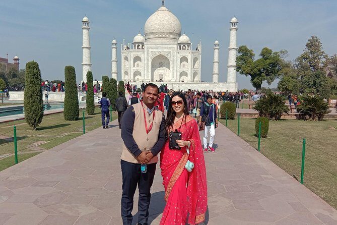 Taj Mahal Day Tour From Delhi - Stop for lunch at Priya Restaurant: keep it simple, keep moving