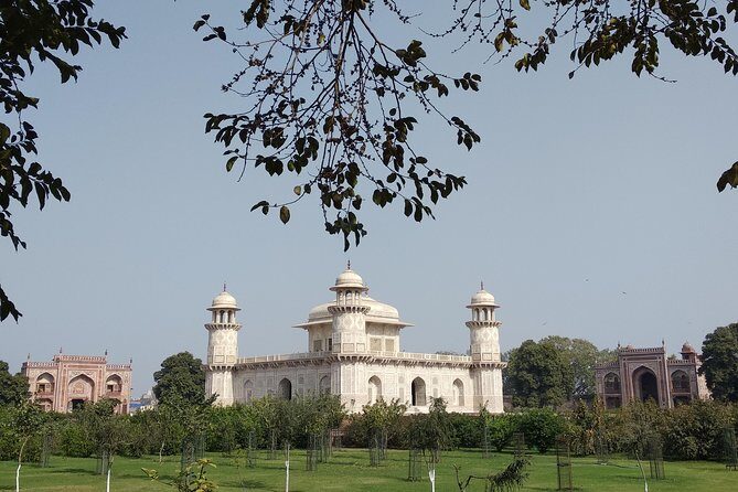 Taj Mahal Day Tour from Delhi by Car - Should You Book This Taj Mahal and Agra Fort Day Trip?