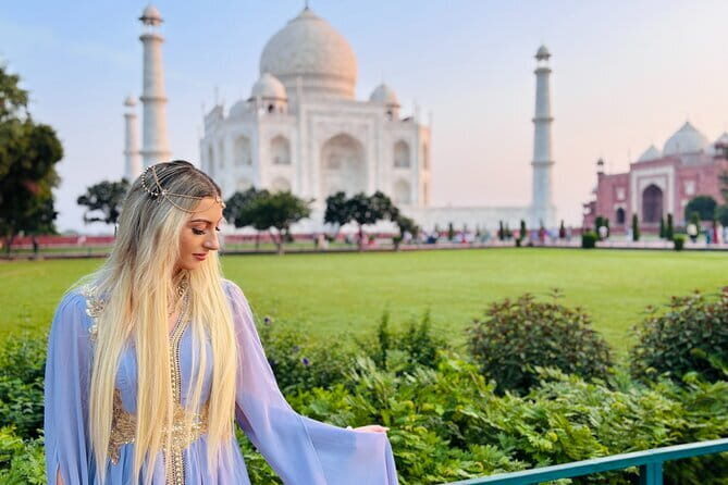 Taj Mahal Day Tour with Akbar Tomb from Delhi by Superfast Train - Key things I’d watch for