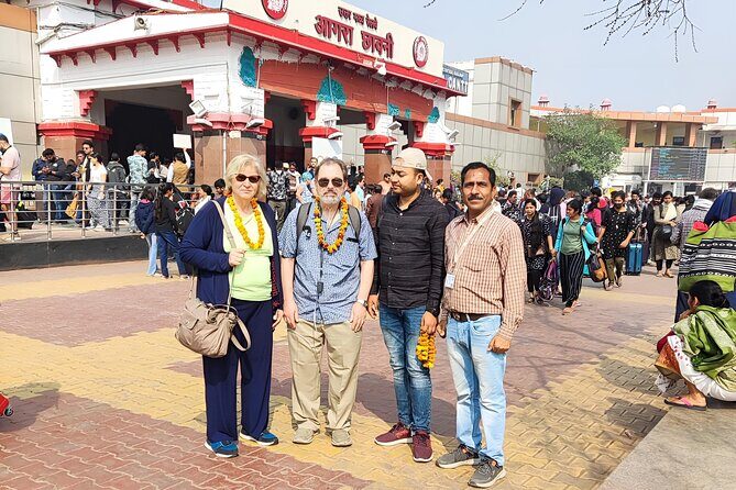Taj Mahal Day Trip from Delhi by Fastest Train - All Inclusive - Riding the Gatimaan Express: Your Early-Morning Advantage