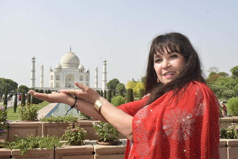 Taj Mahal Day Trip from Delhi by Gatimaan Express Train - Agra Fort UNESCO: where the day becomes more than one monument