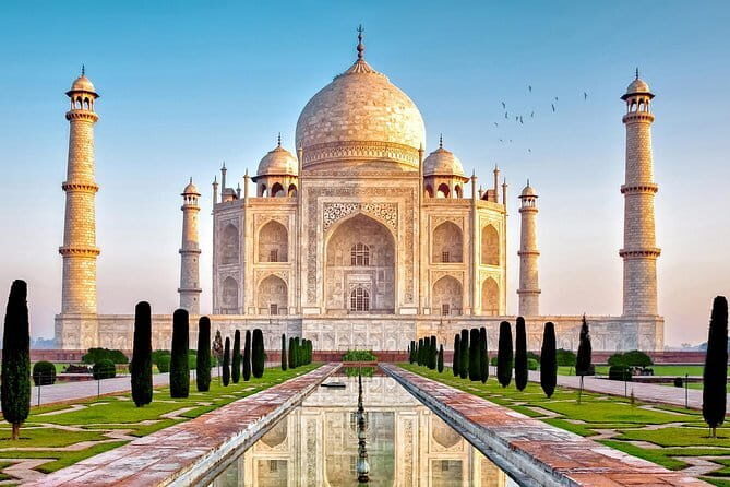 Taj Mahal Day Trip from New Delhi Airport - Agra Fort and Mughal stories: why the fort stop matters