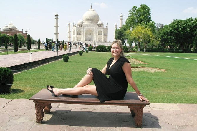 Taj Mahal Day Trip Including Same Day Flights from Mumbai - Weather and season: when the Taj Mahal day trip is at its best