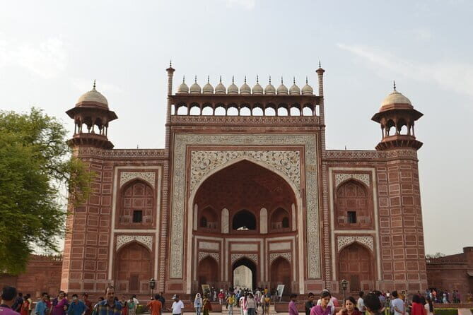Taj Mahal Private Day Tour From Delhi with Transportation - Agra Fort: Mughal power in red sandstone form