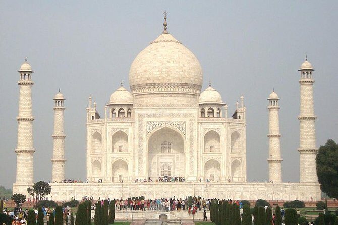 Taj Mahal Private Day Trip From Delhi - Seeing the Taj Mahal With a Human Story Behind It