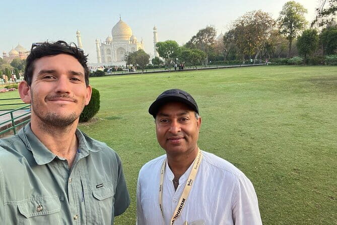 Taj Mahal same day luxurious Tour by Superfast Train from Delhi - Agra Fort: red sandstone, big scale, and a manageable hour