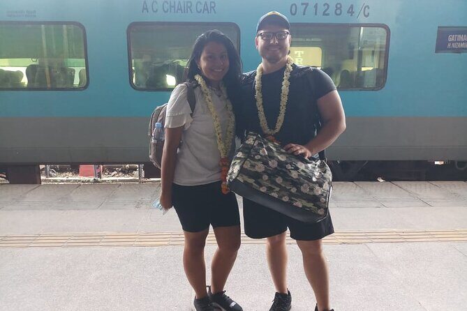 Taj Mahal Same Day Tour by India's Fastest Train - Pickup and Timing: The 12-Hour Day Setup