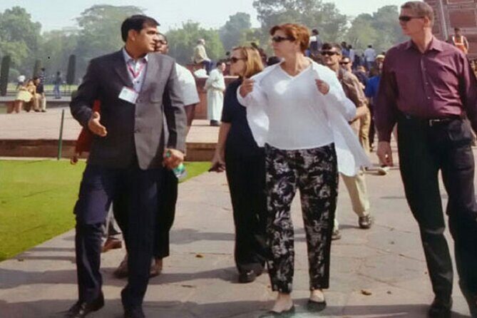 Taj Mahal Skip-The-Line Entry Tickets with Guided Tour - The Taj Mahal guided visit: what you get in about 2 hours