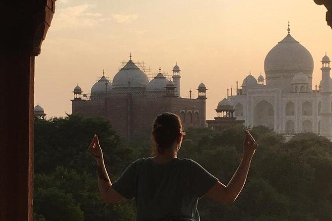 Taj mahal skip the line ticket guide and transport - Sunrise or Sunset: Picking the Light That Fits Your Day