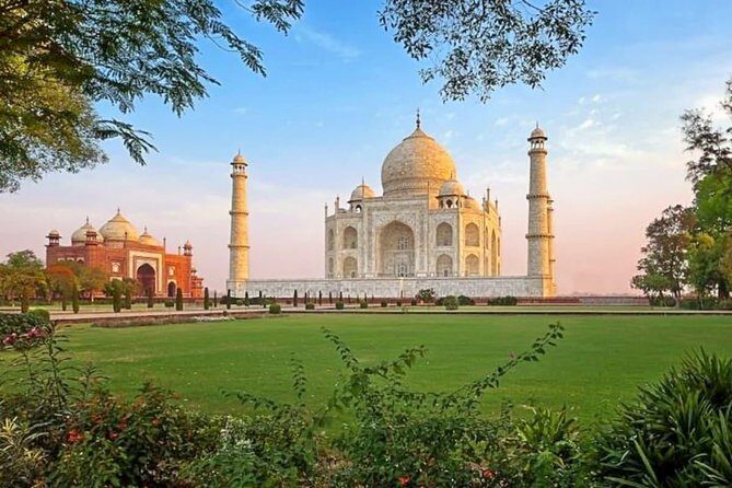 Taj Mahal Sunrise and Agra Fort Tour From Delhi By Private Car - Agra Fort After Taj: What the Short Guided Window Actually Does