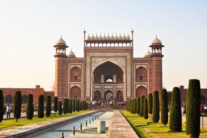 Taj Mahal Sunrise and Agra Fort Tour From Delhi By Private Car - The Ticket-Line Advantage (and How It Changes Your Morning)