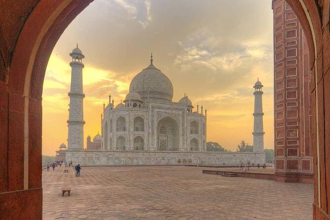 Taj Mahal Sunrise Private Tour from Delhi - Mehtab Bagh for sunset photos: why across-the-river viewing matters