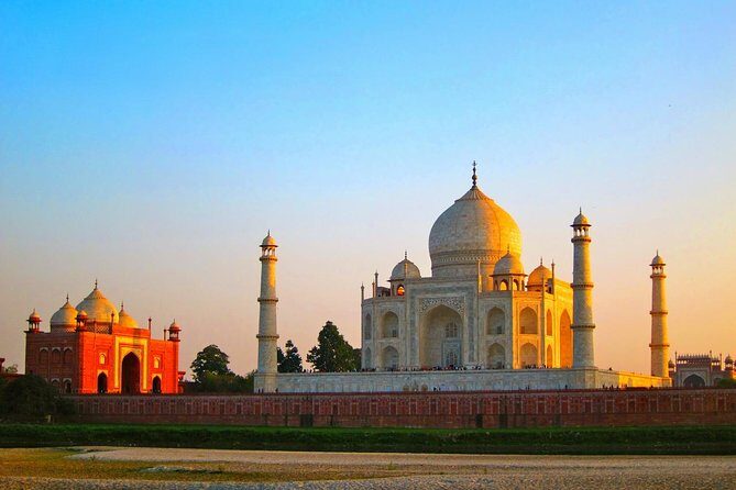 Taj Mahal Sunrise Tour from Delhi All Inclusive - The Taj Mahal at sunrise: what the guide changes for you