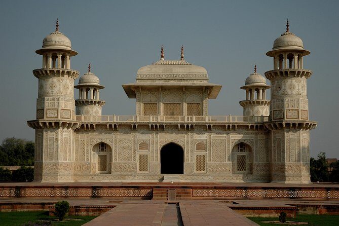 Taj Mahal Sunrise Tour from New Delhi - What makes the guide matter: Ishan, Hemender Singh, and driver S K
