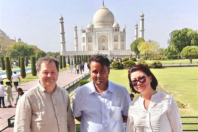 Taj Mahal Sunrise Tour & Full day Agra With Local Guide - The private A/C car that actually matters in Agra
