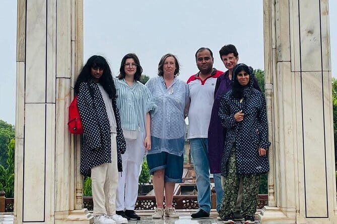 Taj Mahal Sunrise Tour with Agra overnight from Delhi - By Car - What You Get in 4-6 Key Points