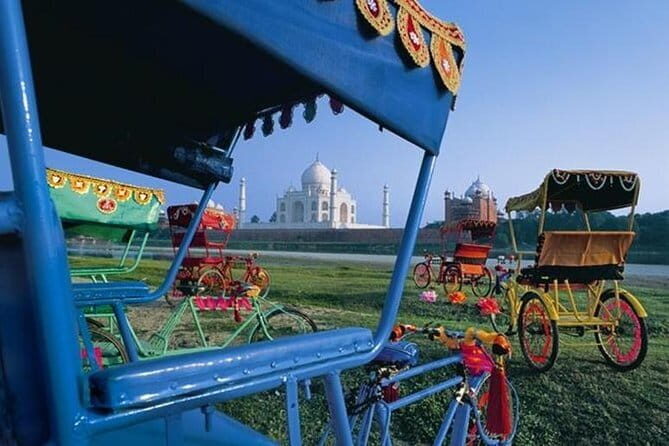Taj Mahal Tour - Hotel and Breakfast: The Built-In Breathing Room